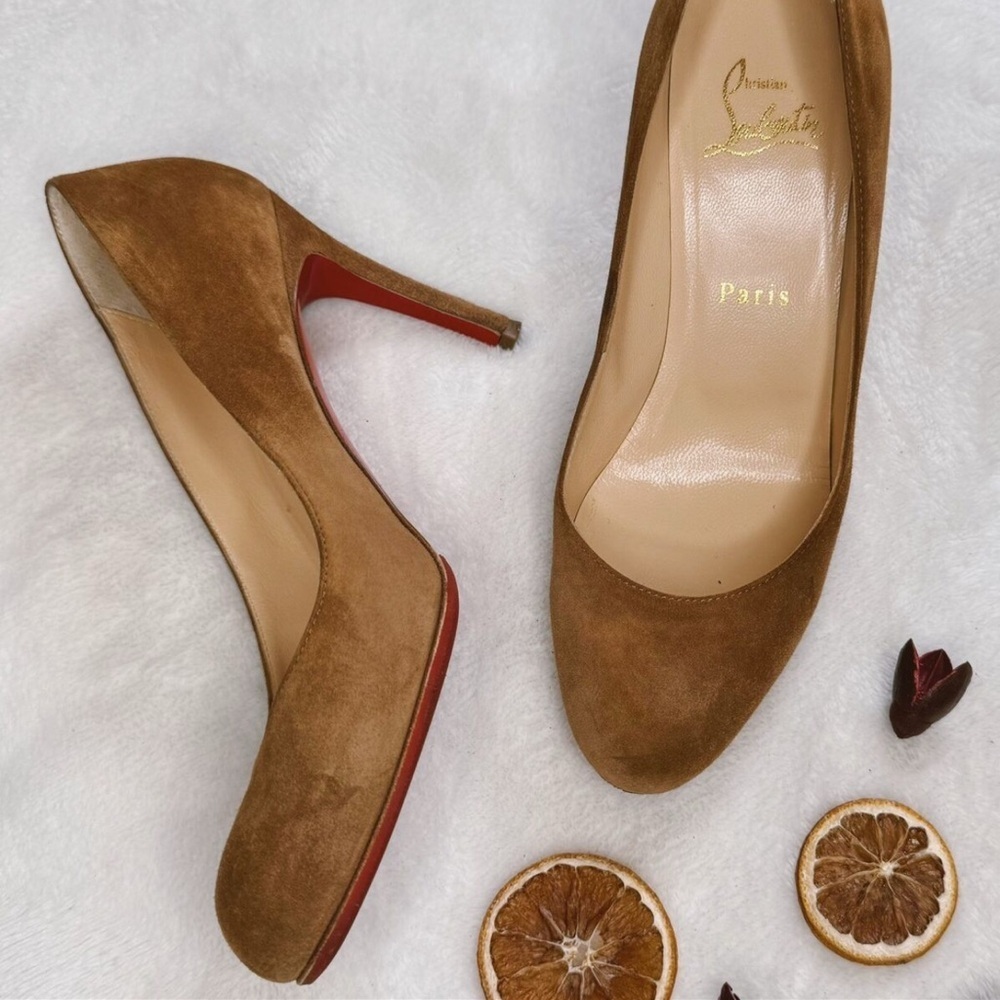 Authentic Louboutin pumps